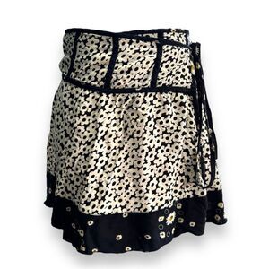 Urban Outfitters Daisy Floral Print Mini Wrap Skirt Y2K Spring Summer S